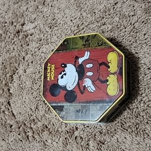 Storage container🏷